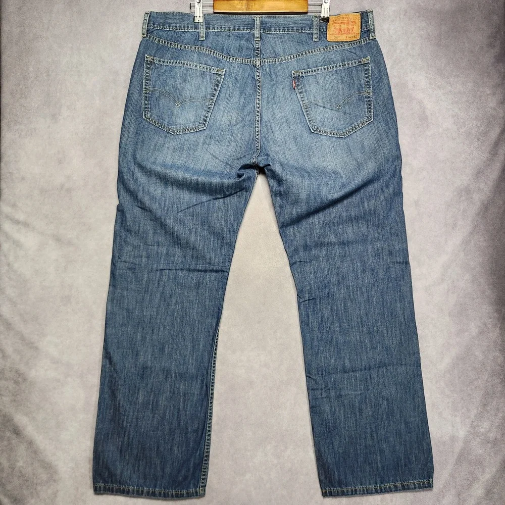 Levis 559 Relaxed Straight Jeans Mens 42x32 Blue Medium Wash Denim 100% Cotton